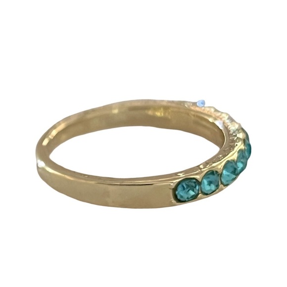 Aquamarine Blue Gemstones Gold March Birthstone Ring - Picture 3 of 8
